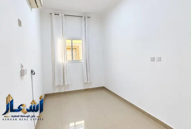 63861983 - Property Image 2