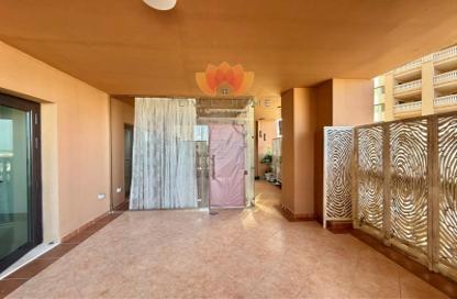 Apartment - 1 Bedroom - 2 Bathrooms for rent in East Porto Drive - Porto Arabia - The Pearl Island - Doha