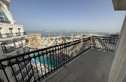 Apartment - 2 Bedrooms - 3 Bathrooms for rent in Floresta Gardens - The Pearl Island - Doha