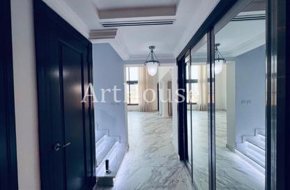 Townhouse - 4 Bedrooms - 5 Bathrooms for rent in Porto Arabia - The Pearl Island - Doha
