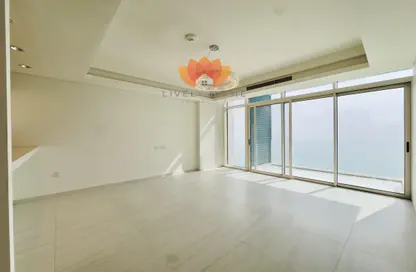 Apartment - 1 Bedroom - 2 Bathrooms for rent in Crystal Residence - Gewan Island - The Pearl Island - Doha