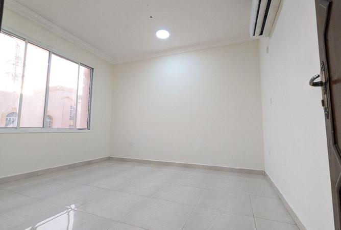 61674386 - Property Image 2