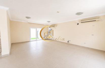 Compound - 3 Bedrooms - 4 Bathrooms for rent in Wadi Al Markh - Muraikh - AlMuraikh - Doha