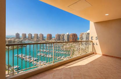 Apartment - 2 Bedrooms - 3 Bathrooms for rent in West Porto Drive - Porto Arabia - The Pearl Island - Doha