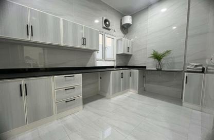 Apartment - 2 Bedrooms - 2 Bathrooms for rent in Al Azizia Street - Al Aziziyah - Doha