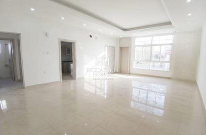 Villa - 2 Bedrooms - 2 Bathrooms for rent in Old Al Ghanim - Al Ghanim - Doha
