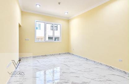Apartment - 2 - 2 for rent in Street 871 - Al Duhail South - Al Duhail - Doha