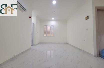 Apartment - 2 Bedrooms - 2 Bathrooms for rent in Old Airport Road - Old Airport Road - Doha