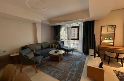 Apartment - 1 Bedroom - 1 Bathroom for rent in Hilton Doha The Pearl Residences - Abraj Quartiers - The Pearl Island - Doha