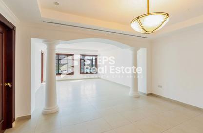 Apartment - 1 - 2 for rent in West Porto Drive - Porto Arabia - The Pearl Island - Doha