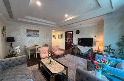 Apartment - 2 Bedrooms - 2 Bathrooms for rent in West Porto Drive - Porto Arabia - The Pearl Island - Doha
