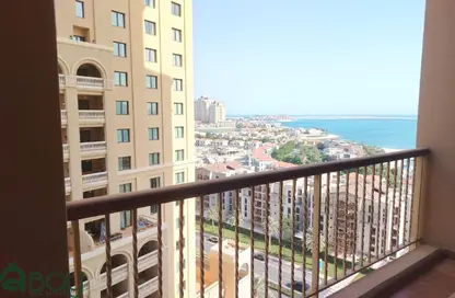 Apartment - 1 Bedroom - 2 Bathrooms for rent in West Porto Drive - Porto Arabia - The Pearl Island - Doha