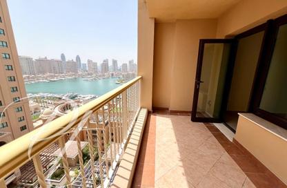 Apartment - 1 - 2 for sale in Tower 28 - Porto Arabia - The Pearl Island - Doha