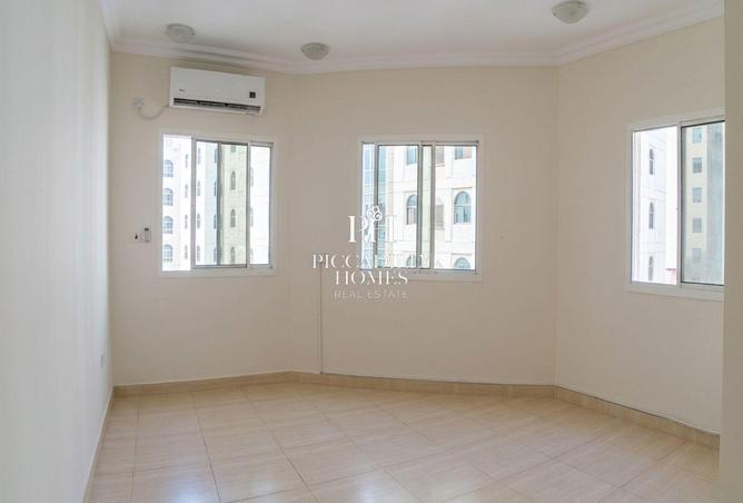 54929340 - Property Main Image