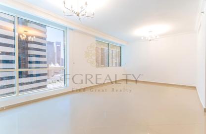 Apartment - 1 Bedroom - 2 Bathrooms for rent in Beverly Hills Tower - West Bay - West Bay - Doha
