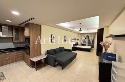Apartment - Studio - 1 Bathroom for rent in Viva East - Viva Bahriyah - The Pearl Island - Doha