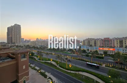 Apartment - 1 Bedroom - 2 Bathrooms for rent in West Porto Drive - Porto Arabia - The Pearl Island - Doha