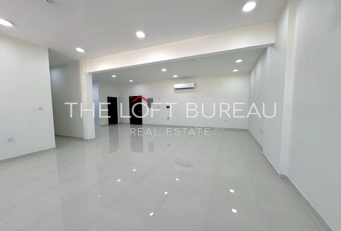 54148968 - صورة العقار 3