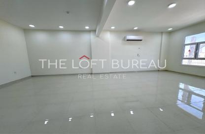 Apartment - 3 Bedrooms - 3 Bathrooms for rent in West Walk - Al Waab - Doha