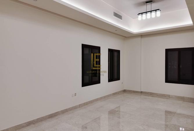 55781200 - Property Image 2