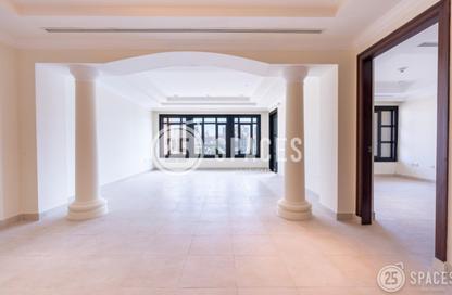 Townhouse - 2 Bedrooms - 3 Bathrooms for sale in Porto Arabia Townhouses - Porto Arabia - The Pearl Island - Doha