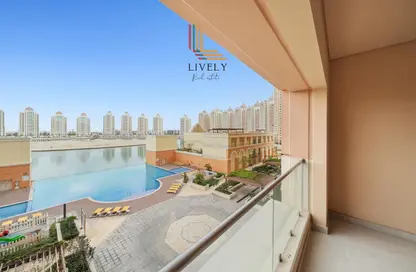 Apartment - Studio - 1 Bathroom for rent in Al Mutahidah Tower - Viva Bahriyah - The Pearl Island - Doha