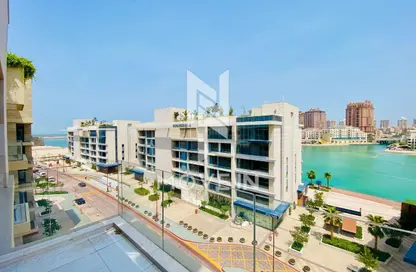 Apartment - 1 Bedroom - 2 Bathrooms for rent in Crystal Residence - Gewan Island - The Pearl Island - Doha