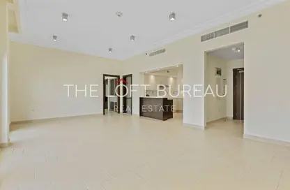 Apartment - 1 Bedroom - 2 Bathrooms for rent in Chateau - Qanat Quartier - The Pearl Island - Doha