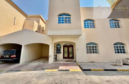 Villa - 4 - 5 for rent in Izghawa - Izghawa - Doha Villa - 4 - 5 for rent in Izghawa - Izghawa - Doha