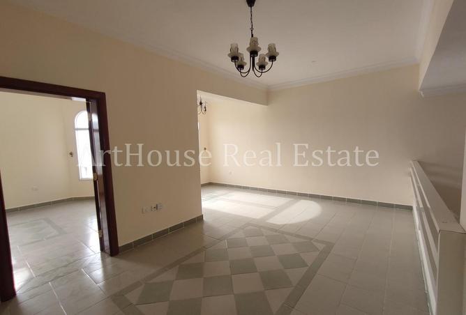 54149729 - Property Image 3