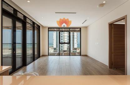 Apartment - 1 Bedroom - 2 Bathrooms for rent in JMJ Waterfront Residences - Waterfront Residential - The Waterfront - Lusail