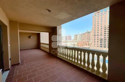 Apartment - 1 Bedroom - 2 Bathrooms for rent in Burj Eleganté - Porto Arabia - The Pearl Island - Doha