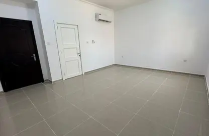Apartment - Studio - 1 Bathroom for rent in Al Nuaija Street - Al Hilal West - Al Hilal - Doha
