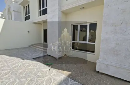 فيلا - 8 غرف نوم - 8 حمامات للايجار في فلل عين خالد - عين خالد - الدوحة