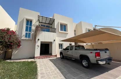 فيلا - 3 غرف نوم - 4 حمامات للايجار في فلل عين خالد - عين خالد - الدوحة