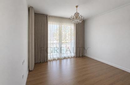 Apartment - 3 Bedrooms - 4 Bathrooms for sale in Viva West - Viva Bahriyah - The Pearl Island - Doha