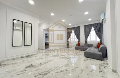 Apartment - 2 Bedrooms - 3 Bathrooms for rent in Mirqab Mall - Al Mirqab Al Jadeed - Doha