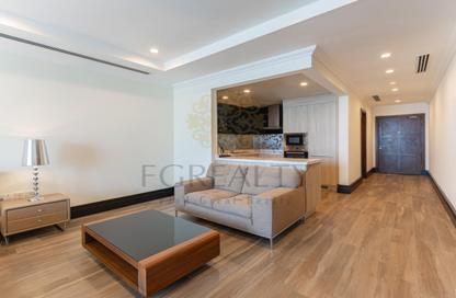 Apartment - Studio - 1 for rent in Viva West - Viva Bahriyah - The Pearl Island - Doha