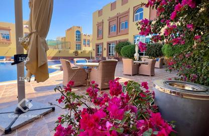 مجمع سكني - 4 غرف نوم - 5 حمامات للايجار في شارع  بو هامو - أبو هامور - الدوحة