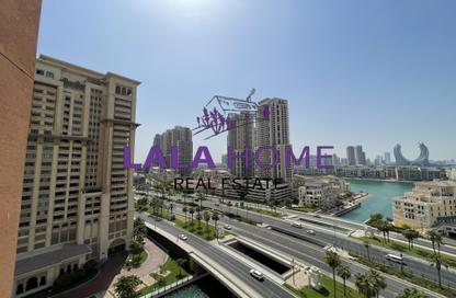 Apartment - 2 Bedrooms - 3 Bathrooms for rent in West Porto Drive - Porto Arabia - The Pearl Island - Doha