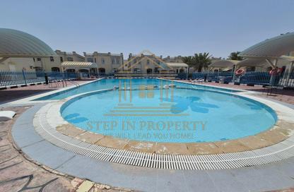 مجمع سكني - 5 غرف نوم - 4 حمامات للايجار في مجمع فيلات بل اير - الريان القديمة - الريان - الدوحة