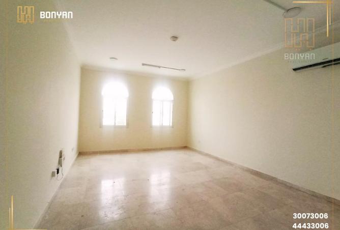 54246090 - Property Image 2