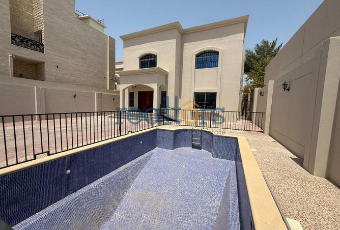 57303959 - Property Main Image