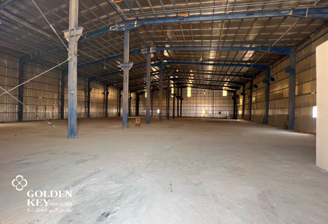 Workshop | 4,700 SQM| Birkat Al Awamer ꟷ Main Road
