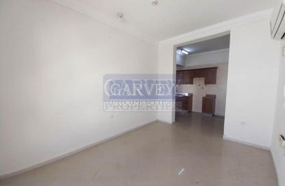 Apartment - 1 - 1 for rent in Umm Ghuwalina - Umm Ghuwailina - Doha Apartment - 1 - 1 for rent in Umm Ghuwalina - Umm Ghuwailina - Doha