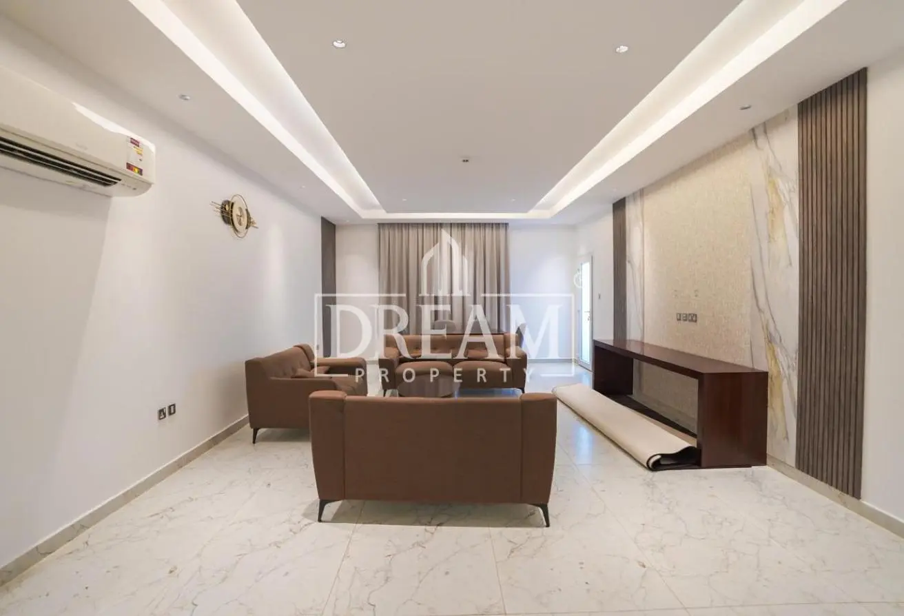 57563717 - Property Main Image