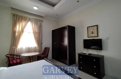 Apartment - Studio - 1 Bathroom for rent in Al Aziziyah - Al Aziziyah - Doha