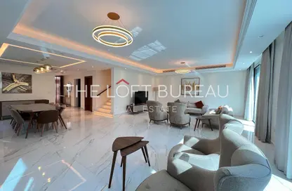 شقة - 5 غرف نوم - 6 حمامات للايجار في حدائق فلورستا - حدائق فلورستا - جزيرة اللؤلؤة - الدوحة