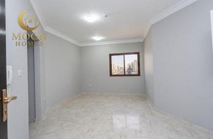 Apartment - 2 Bedrooms - 2 Bathrooms for rent in Muntazah 7 - Al Muntazah - Doha