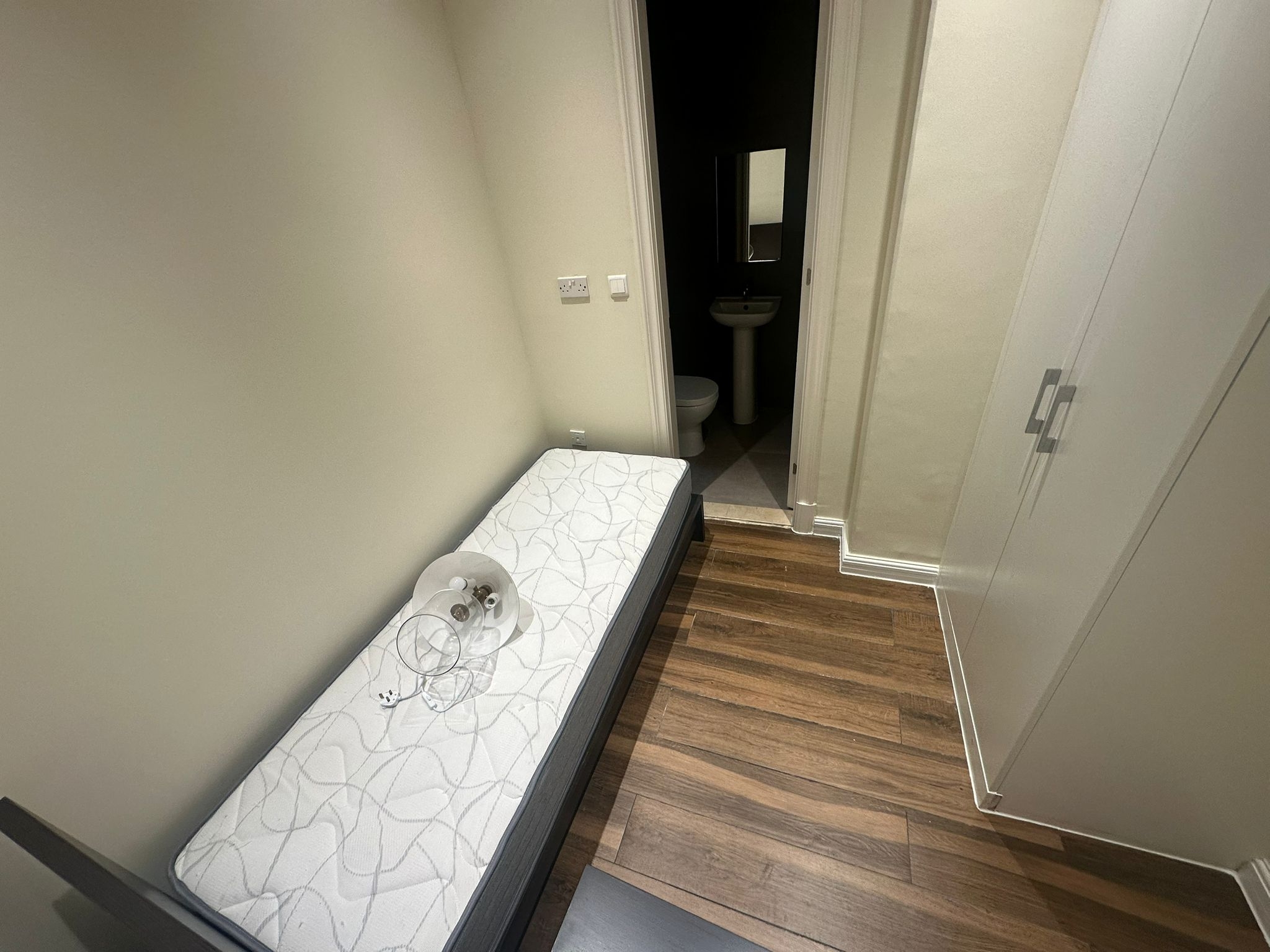 Bills Included 2BR + Maid Furnished Apartment thumbnail 4